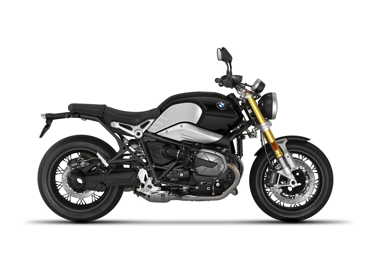 Et billede, der indeholder motorcykel, parkeret, sort, cykel

Automatisk genereret beskrivelse