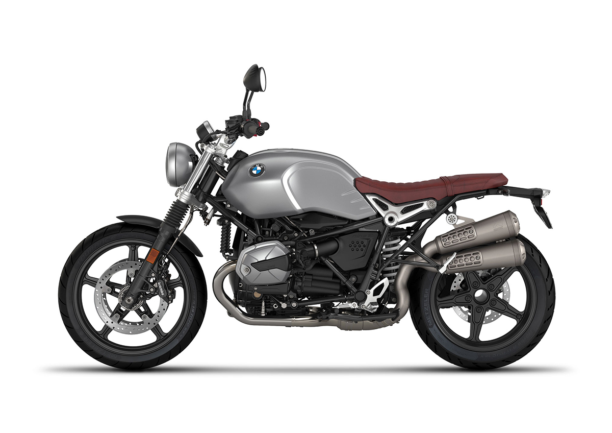 Et billede, der indeholder motorcykel, udendrs, parkeret, scooter

Automatisk genereret beskrivelse