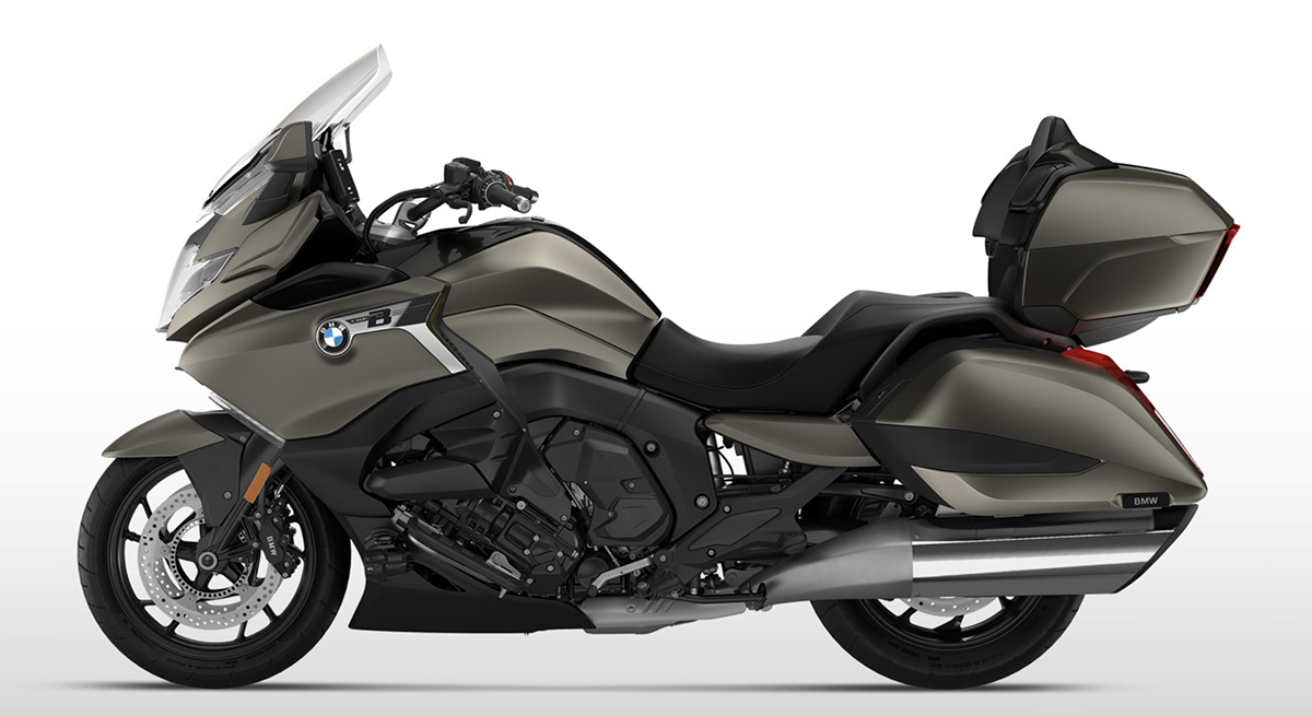 Et billede, der indeholder motorcykel, udendrs, parkeret

Automatisk genereret beskrivelse