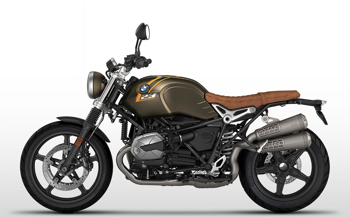Et billede, der indeholder motorcykel, parkeret, udendrs, scooter

Automatisk genereret beskrivelse