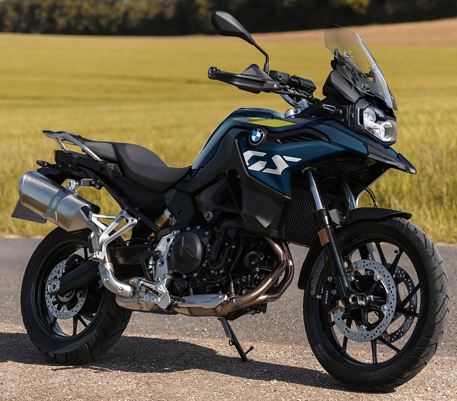 Et billede, der indeholder udend�rs, d�k, k�ret�j, motorcykel

AI-genereret indhold kan v�re ukorrekt.