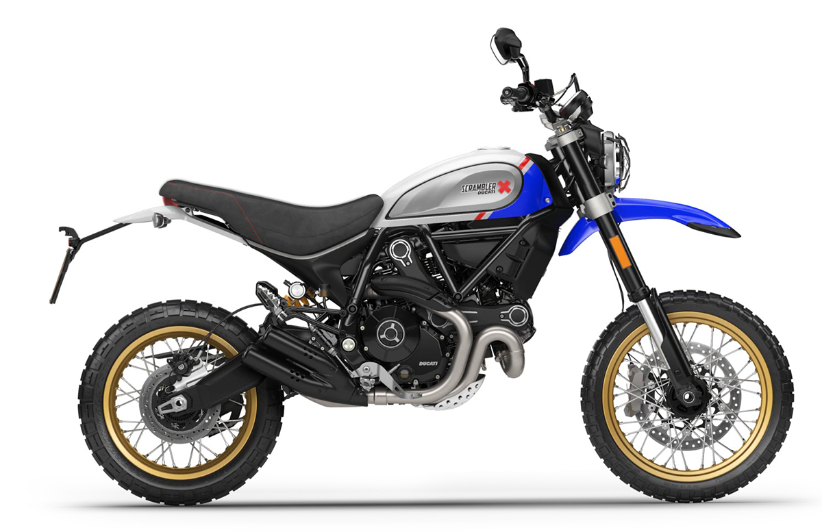 Et billede, der indeholder motorcykel, parkeret

Automatisk genereret beskrivelse