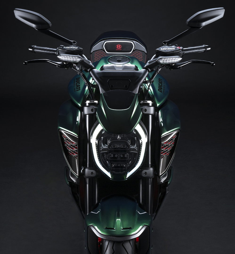 Et billede, der indeholder motorcykel, køretøj, Bildel, cykel
Automatisk genereret beskrivelse