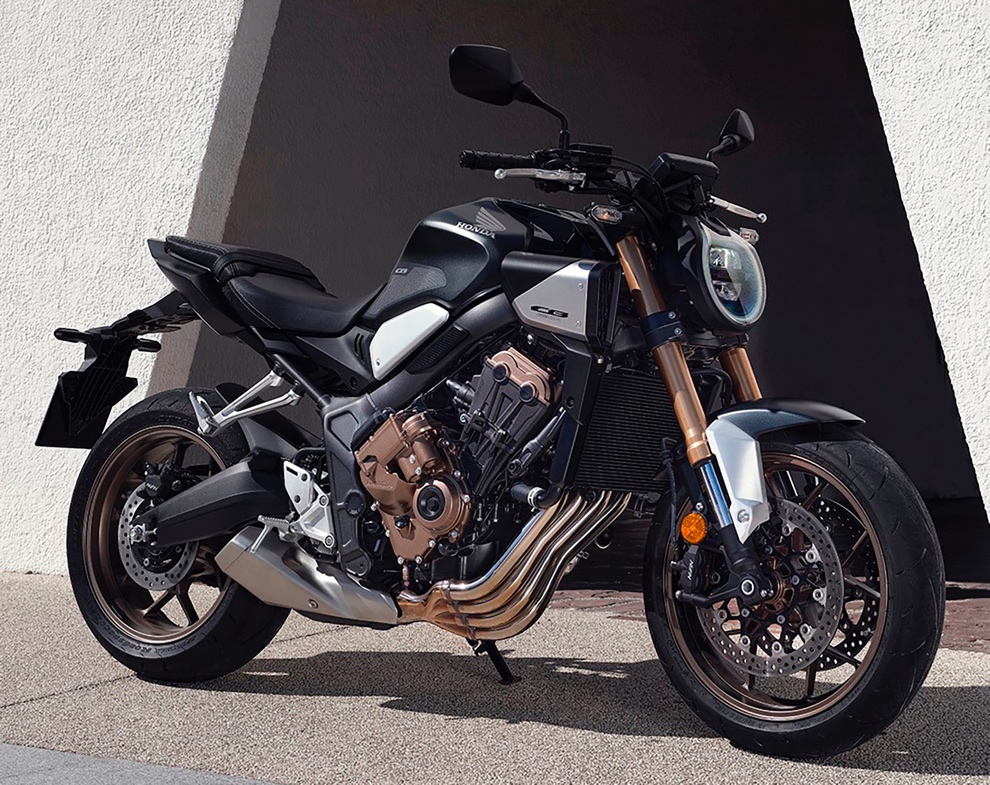 Et billede, der indeholder dk, hjul, motorcykel, kretj

Automatisk genereret beskrivelse