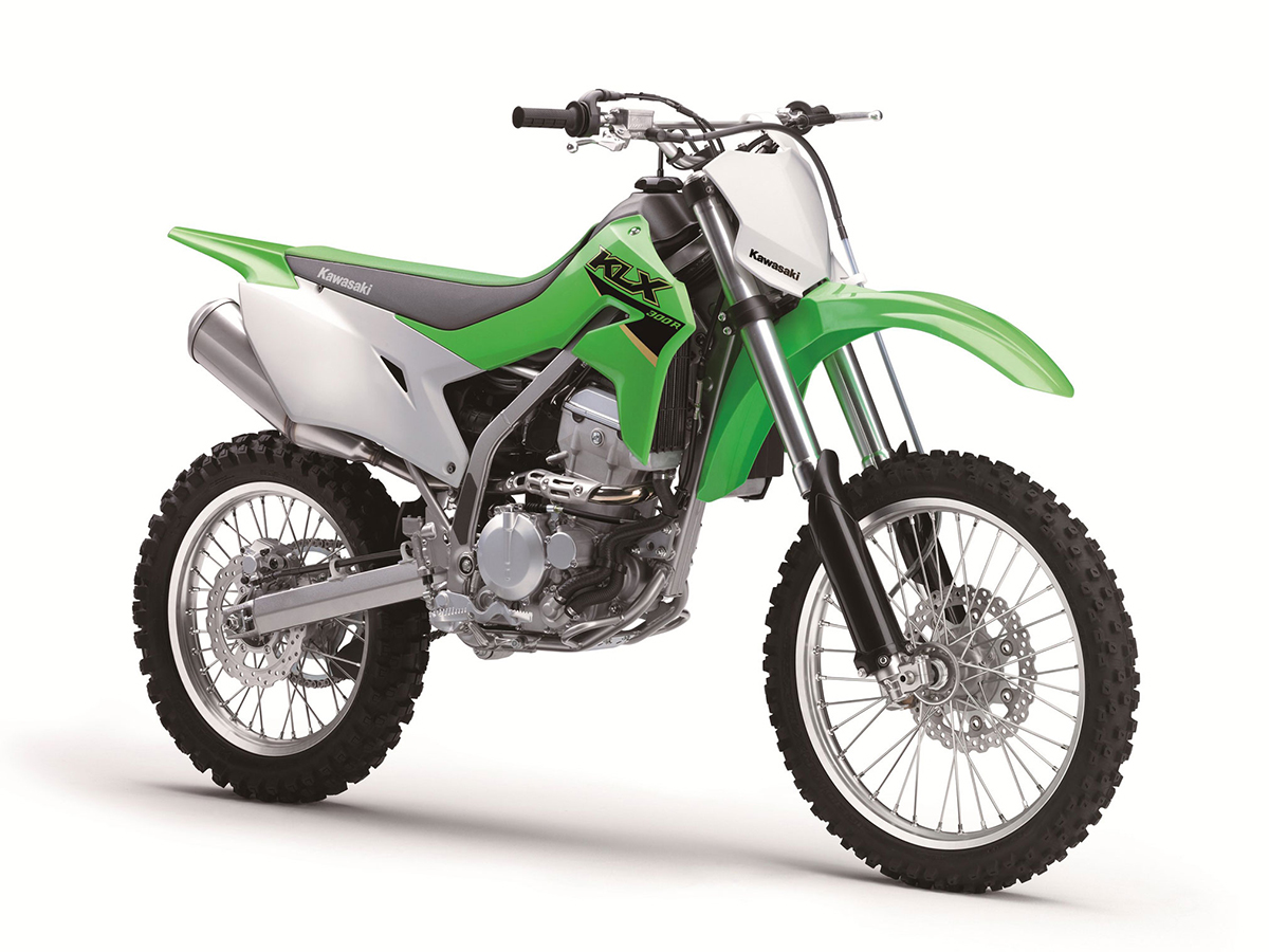 Et billede, der indeholder motorcykel, grn, parkeret, transport

Automatisk genereret beskrivelse