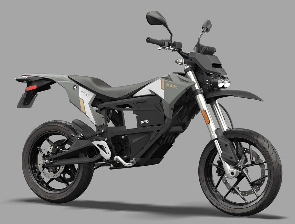 Et billede, der indeholder motorcykel, udendrs, parkeret

Automatisk genereret beskrivelse