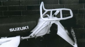 Tube Topcasecarrier – black for Suzuki DR 125 SE